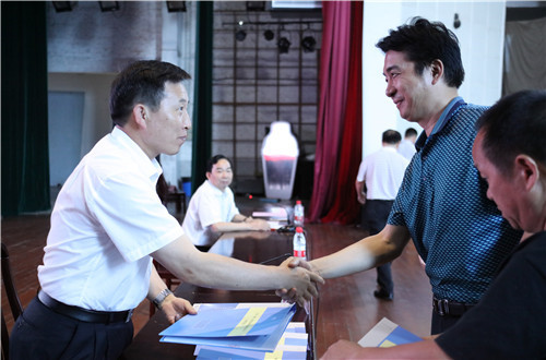 http://news.hunau.edu.cn/xwpd/zhyw/201706/W020170612372973122680.jpg
